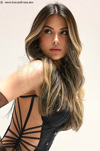 Foto Leticia  Trans 3286843782